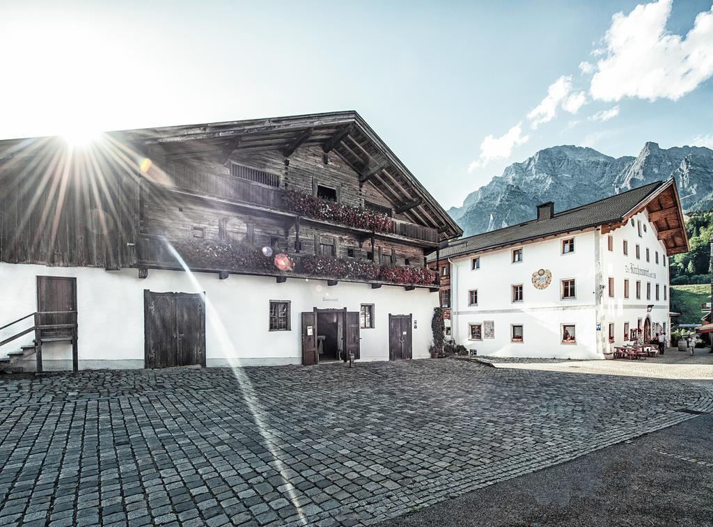 & Gourmetwirtshaus Kirchenwirt Seit 1326 4*